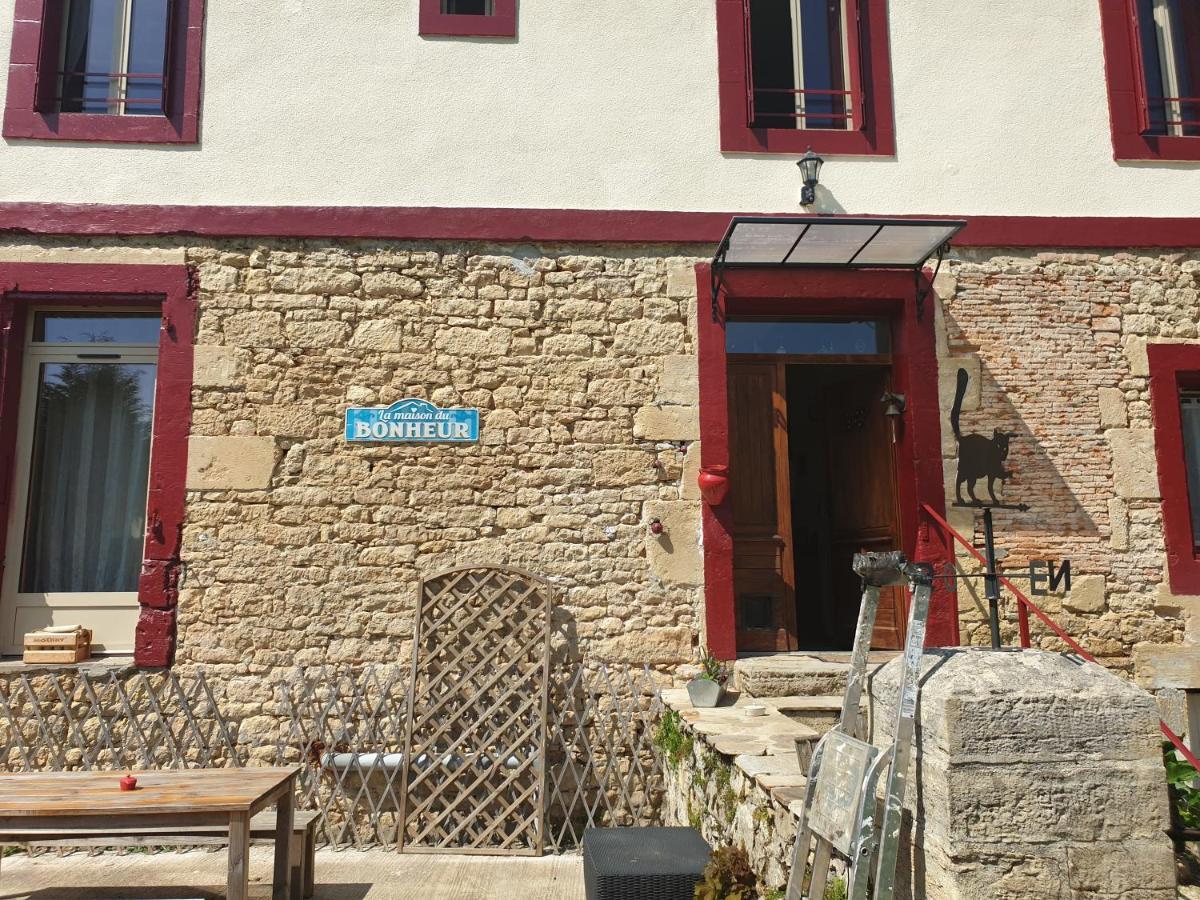 La Maison Du Bonheur Anlhiac Exterior foto
